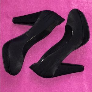 Black Rocket Dog pumps